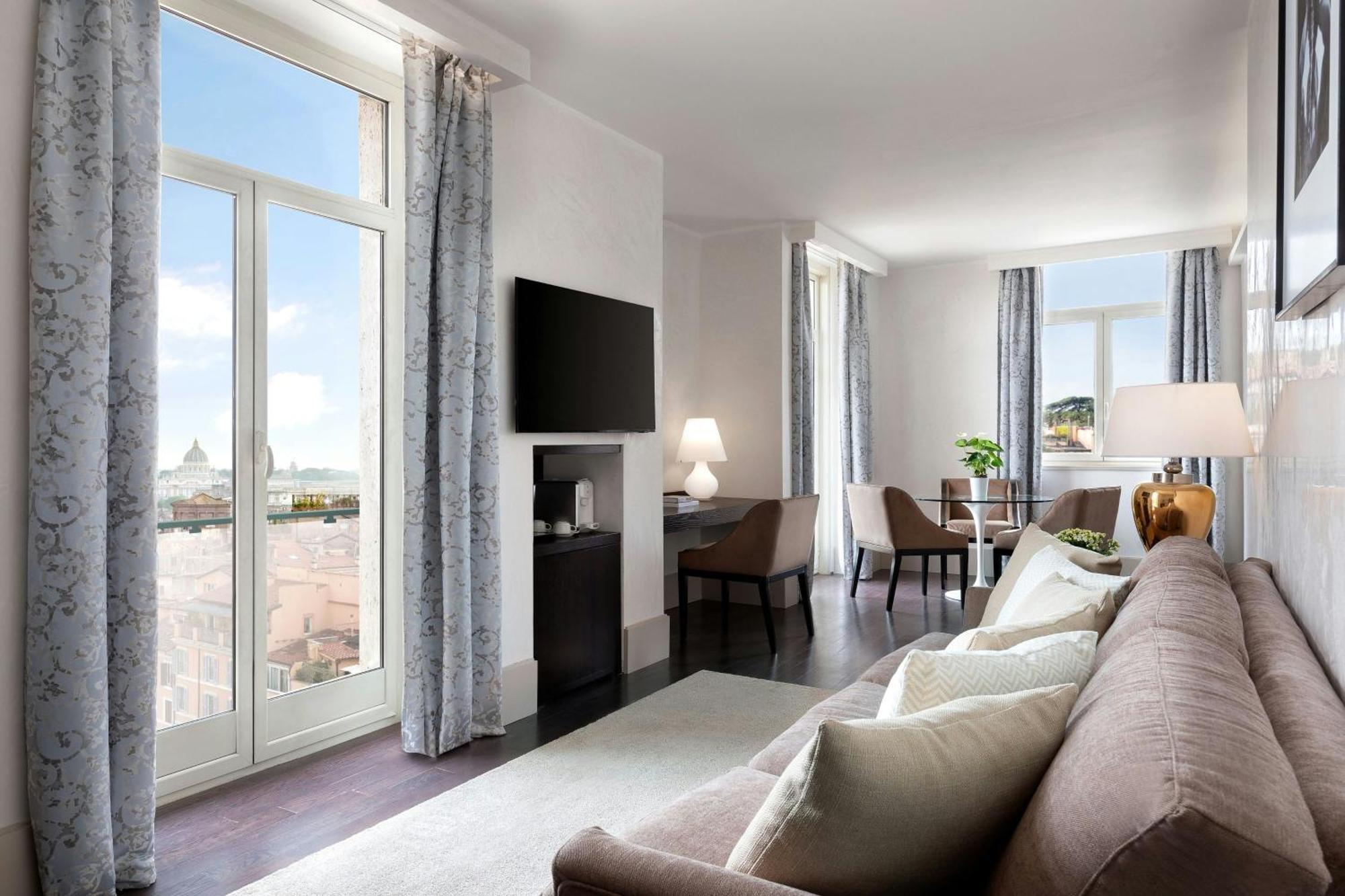 Hotel Sina Bernini Bristol, Autograph Collection